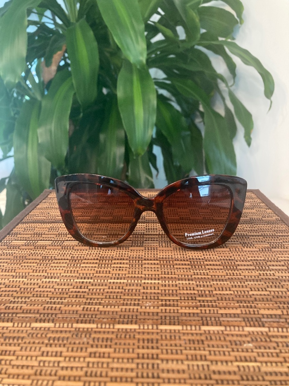 Bold And Trend Fashion Sunglasses (5535) Brown Print